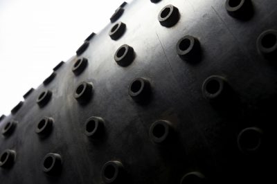 Jongveematras met ringnoppen